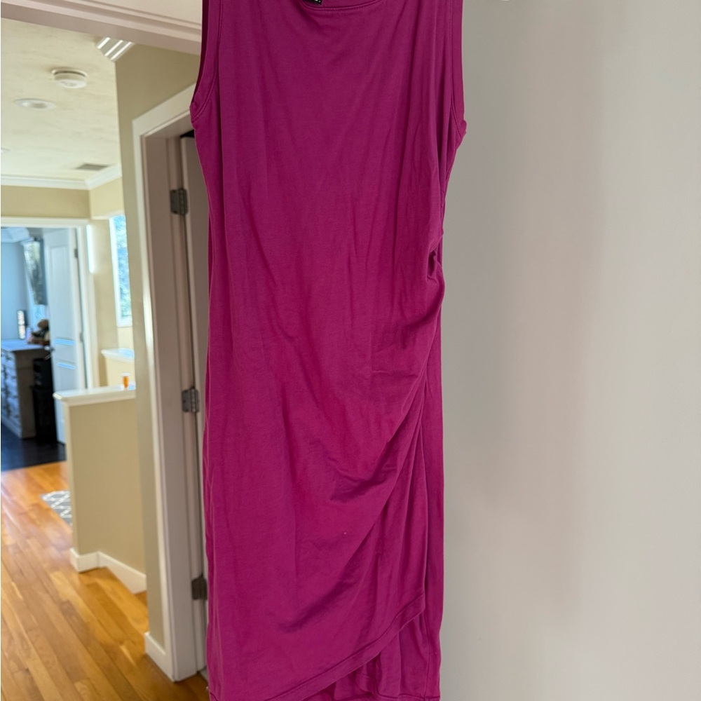 Sleeveless Magenta Dress